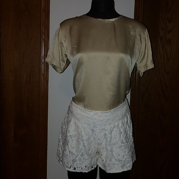 3 for $30 Ella Moss for Anthro lace tap shorts - Picture 5 of 9